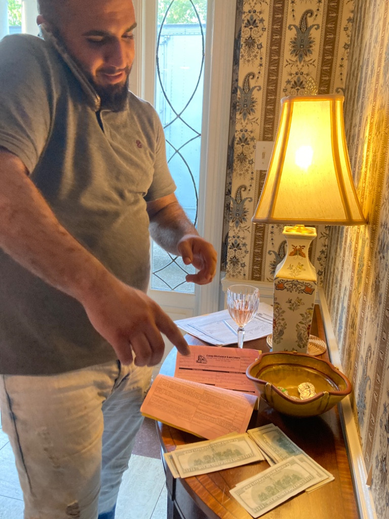 Second photo by Lori Breakstone of Homesafe Transit - Large