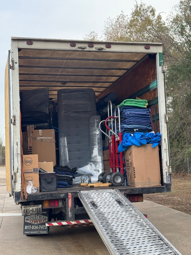 Photo by Julie Oliver Weeks of Safe Ship Moving Services - Large