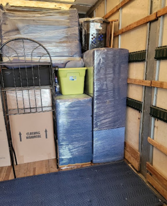 Photo by Andrea Mccoy of Diamond Relocation  - Large