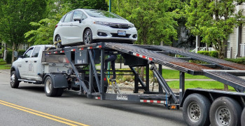 Thumbnail photo by Pravin Tiwari of Sonic auto transport