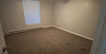 Second thumbnail photo by Brin Heyer of Safe Ship Moving Services