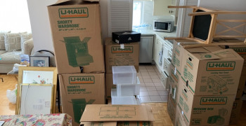 Thumbnail photo by Frankie Za of Arielli Moving