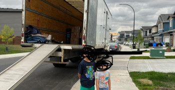 Thumbnail photo by Zainab Khattak of Atlantic Van Lines