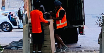 Thumbnail photo by Sarvin Rajoo of CBD Movers AU