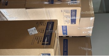 Second thumbnail photo by Lauren Ramos of Roadway Moving