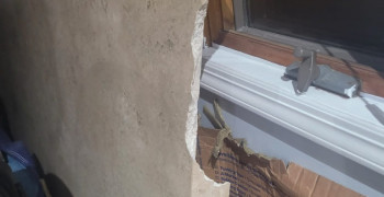 Second thumbnail photo by Livingston Obrian of Right A-Way Movers