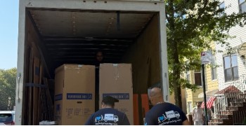 Second thumbnail photo by Patricia Songco of Roadway Moving