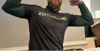 Thumbnail photo by Tamer Nabil of Zip To Zip Moving Inc