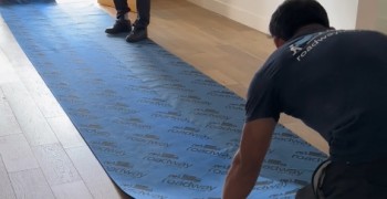 Thumbnail photo by Sidney Aye of Roadway Moving