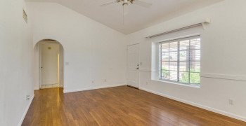 Thumbnail photo by Ralph Esseson of United American Moving