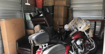 Second thumbnail photo by Oksana Dolan of Long Distance Relocation Services