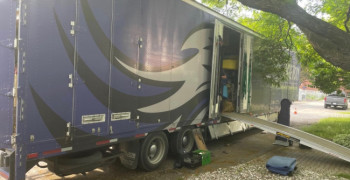 Second thumbnail photo by Hanaa Starr of A. Breton Relocations