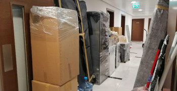 Second thumbnail photo by Riaz Khan of Discount Movers