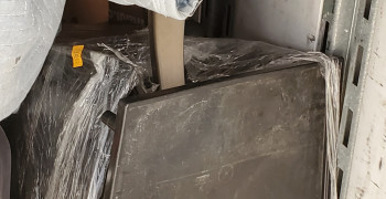 Thumbnail photo by Colleen Ronan of Los Angeles Transfer and Storage