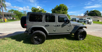 Thumbnail photo by Vic Ratz of Montway Auto Transport