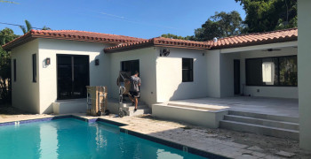 Thumbnail photo by Mia Growin of Miami Movers For Less