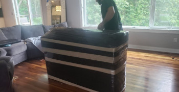 Thumbnail photo by Tatiana Lamb of Brooklyn Moving 