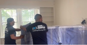 Second thumbnail photo by Rachel Perlman of Roadway Moving