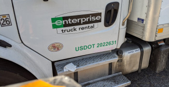 Second thumbnail photo by Juan Delgado of Alltrust Movers