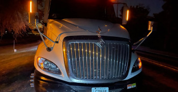 Second thumbnail photo by Ben Myers of RoadRunner Auto Transport