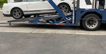 Second thumbnail photo by Tahani Osman of Sonic auto transport