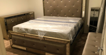 Second thumbnail photo by Kiaira West of Low Budget Movers