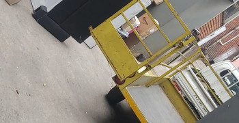 Thumbnail photo by Sean Rampling of Home and Office Movers