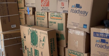 Second thumbnail photo by Ida Huang of Roadway Moving