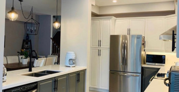 Thumbnail photo by Michelle Golar of Arielli Moving