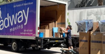 Thumbnail photo by Corina Gonzalez of Roadway Moving