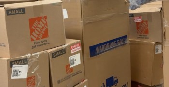 Second thumbnail photo by Corina Gonzalez of Roadway Moving