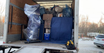 Thumbnail photo by Sanjot Singh of Easy2Go Movers