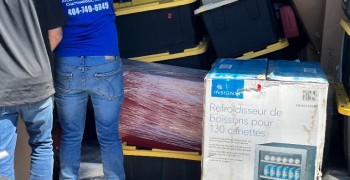 Thumbnail photo by Gary T Smith of Bravo Moving