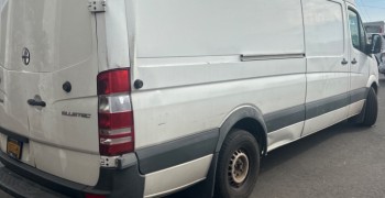 Thumbnail photo by Pedro Belandria of Safe Ship Moving Services