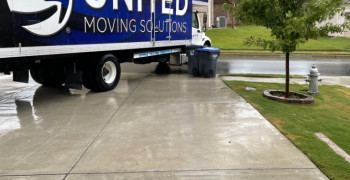Second thumbnail photo by Daniel Gi of United Moving Solutions