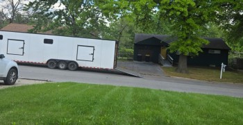 Thumbnail photo by Maurice Powell of Sonic auto transport