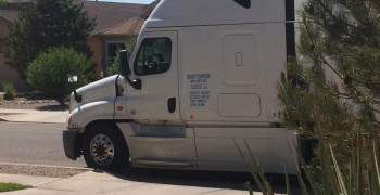 Second thumbnail photo by Kdean of Old Country Van Lines
