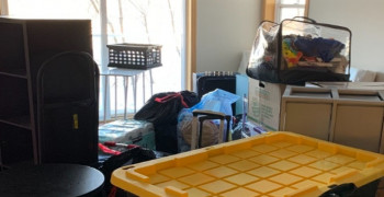 Thumbnail photo by Edairra Mccalister of USA Family Moving