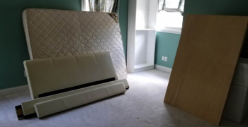 Second thumbnail photo by Hamed of Earth Relocation