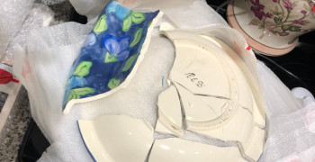 Second thumbnail photo by Hugo Decloedt of Seven Seas Worldwide