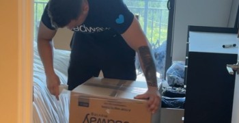 Second thumbnail photo by Emmy Petit of Roadway Moving