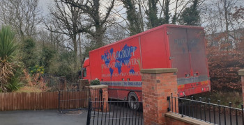 Thumbnail photo by Iain Walsh of Rainier Overseas Movers