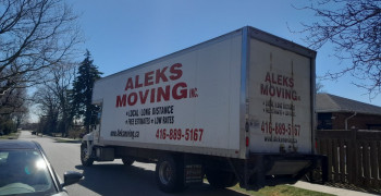Thumbnail photo by Anandhu Ravi of Aleks Moving