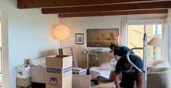 Thumbnail photo by Annabelle Hooper of Roadway Moving