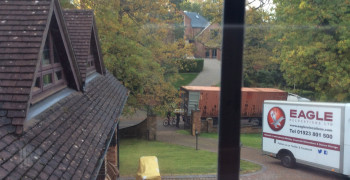 Thumbnail photo by Justine of Eagle Relocations Ltd