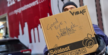 Second thumbnail photo by Sofia Vladi of NYC Great Movers