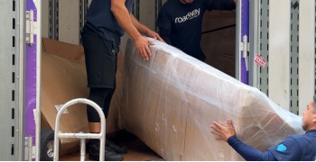 Thumbnail photo by Christian Birkenberger of Roadway Moving