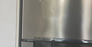 Second thumbnail photo by Melyssa Fraser of CBD Movers AU