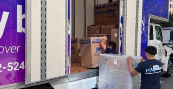 Second thumbnail photo by Diana Zh of Roadway Moving