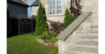 Thumbnail photo by David Yang of Centennial Moving